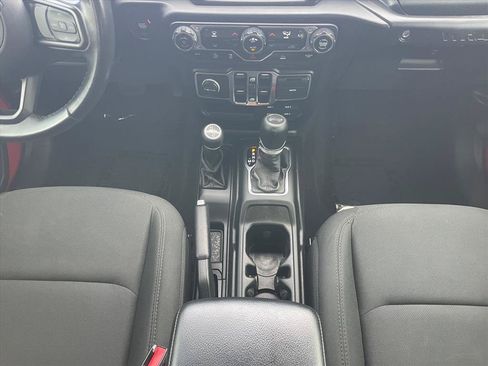 Used 2021 Jeep Wrangler Unlimited Sport AWD/4WD image 17
