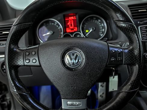 Used 2008 Volkswagen R32 AWD/4WD image 19