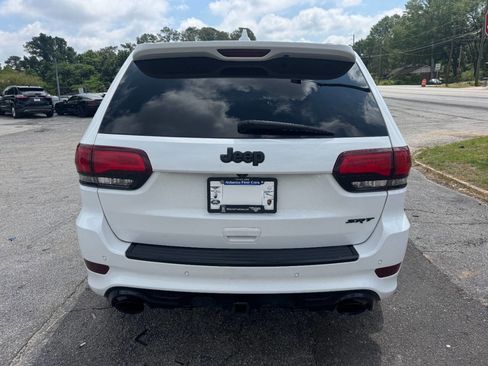 Used 2016 Jeep Grand Cherokee SRT image 4