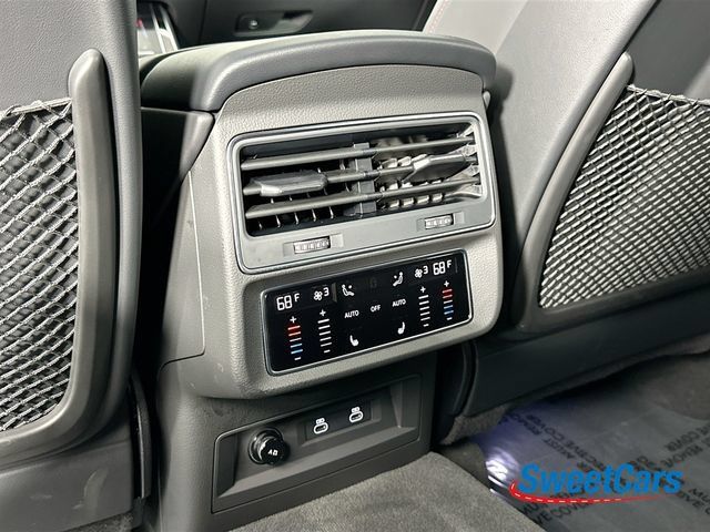 Used 2025 Audi RS Q8 performance AWD/4WD image 40