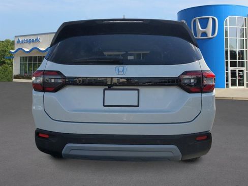 New 2025 Honda Pilot EX-L image 4