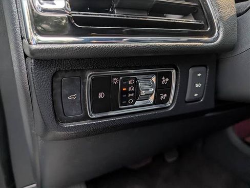Used 2023 Lincoln Navigator L Reserve AWD/4WD image 34