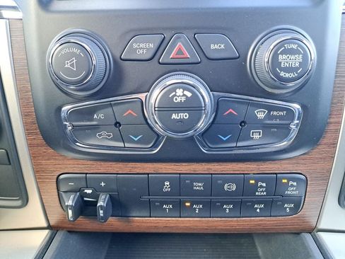 Used 2016 RAM 2500 Laramie image 22