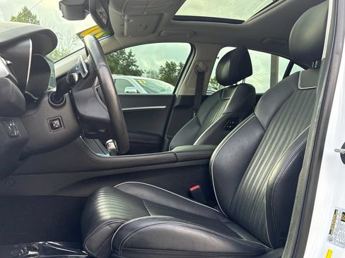 Used 2020 Genesis G70 3.3T w/ Elite Package AWD/4WD image 12
