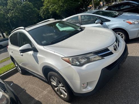 Used 2013 Toyota RAV4 Limited AWD/4WD image 8