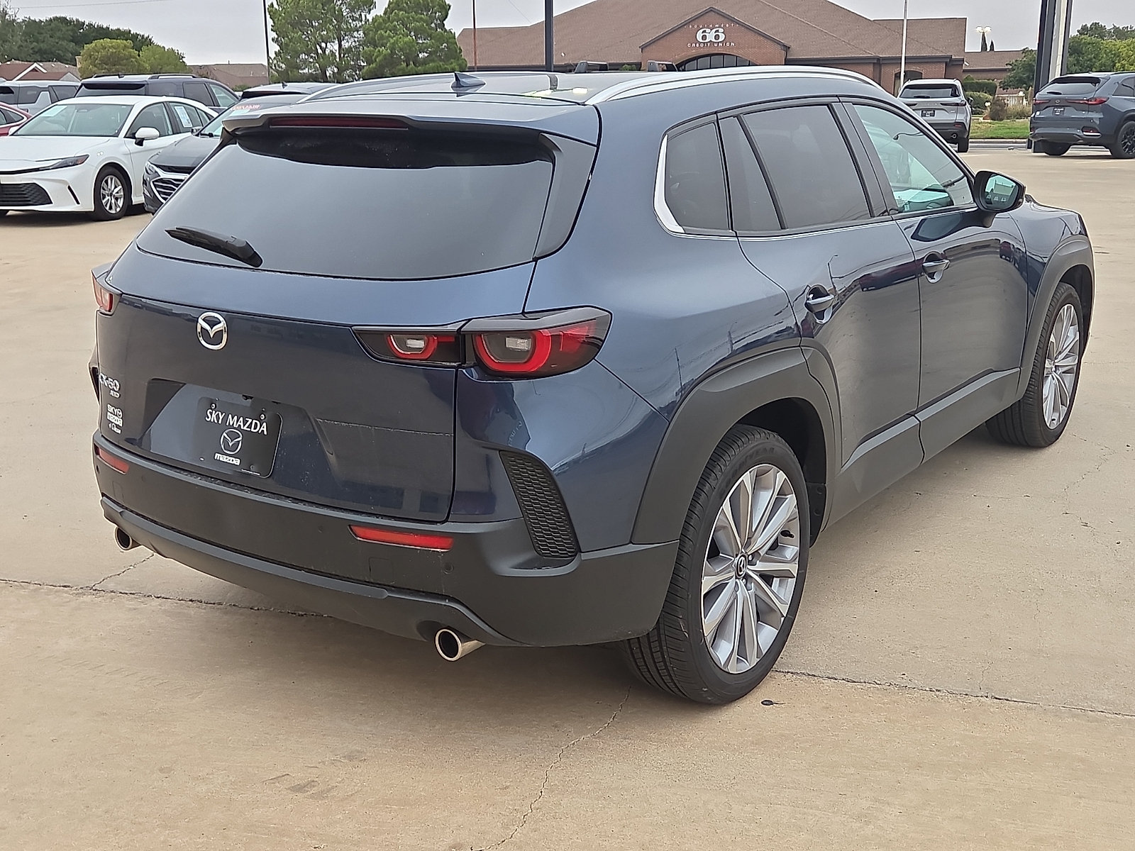 Used 2026 MAZDA CX-50 AWD 2.5 S w/ Cargo Package image 5