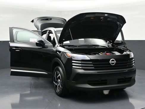 New 2026 Nissan Kicks SV image 33