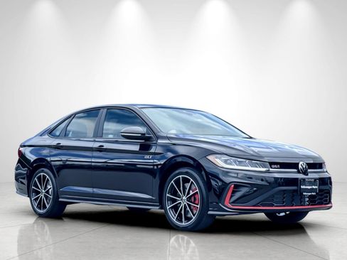 New 2026 Volkswagen Jetta GLI Autobahn FWD image 7