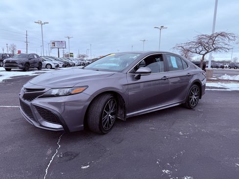 Certified 2023 Toyota Camry SE image 4