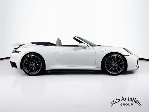 Used 2023 Porsche 911 Carrera 4S w/ Premium Package AWD/4WD image 8