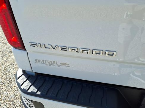 Used 2023 Chevrolet Silverado 1500 RST w/ RST All Star Premium Package AWD/4WD image 9