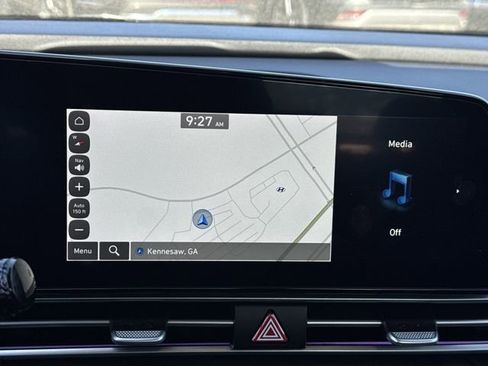 Certified 2025 Hyundai Elantra SEL FWD image 28