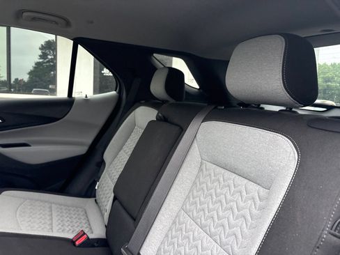 Used 2022 Chevrolet Equinox LT FWD image 5