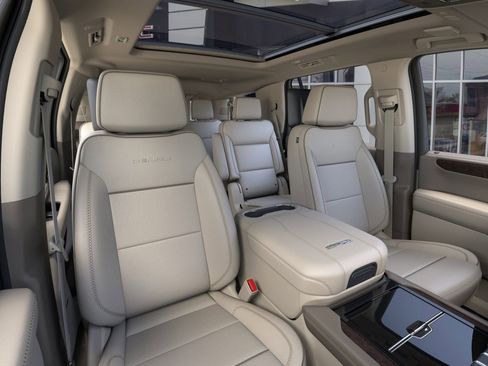 New 2026 GMC Yukon Denali w/ Denali Reserve Package RWD image 16
