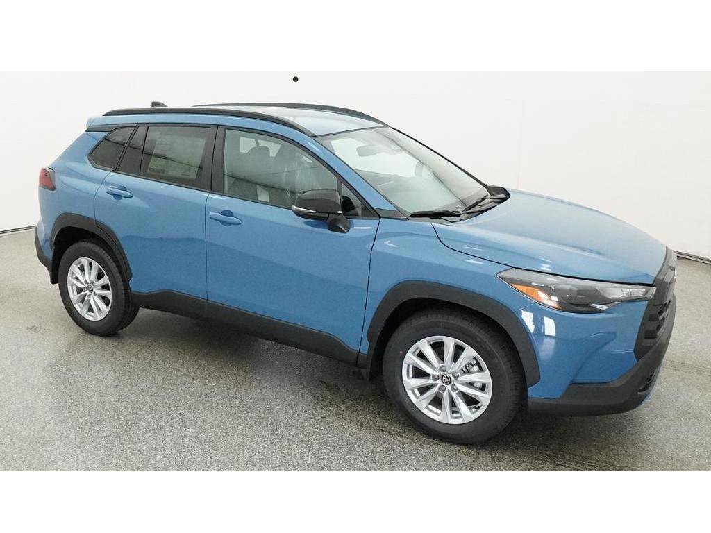 New 2026 Toyota Corolla Cross LE FWD image 12