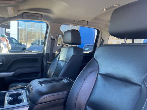 Used 2018 Chevrolet Silverado 2500 LTZ w/ Duramax Plus Package image 12