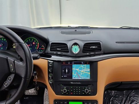 Used 2017 Maserati GranTurismo Sport image 26