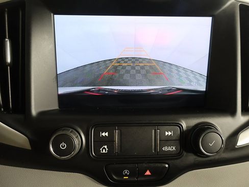 Used 2022 GMC Terrain SLT image 40