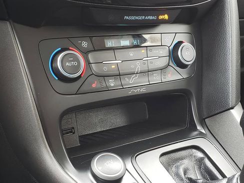 Used 2017 Ford Focus SEL w/ Cold Weather Package image 24