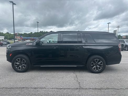 Used 2021 Chevrolet Suburban Z71 w/ Z71 Off-Road Package AWD/4WD image 4