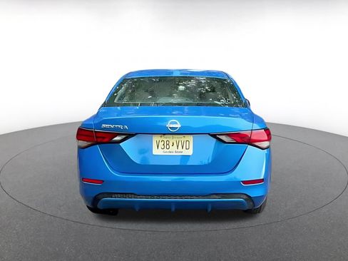 Used 2025 Nissan Sentra SV FWD image 10