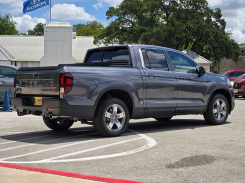 Used 2025 Honda Ridgeline RTL image 3