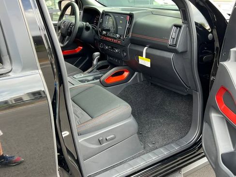 New 2026 Nissan Frontier PRO-4X w/ Pro-4x Convenience Package AWD/4WD image 25