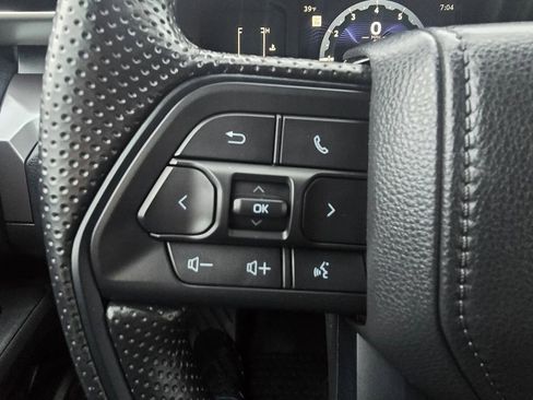 Used 2024 Toyota Tacoma SR5 AWD/4WD image 20