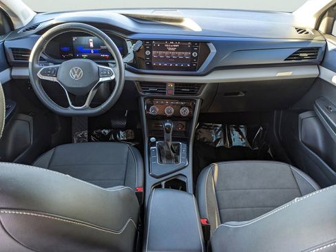 Used 2023 Volkswagen Taos SE w/ Black Wheel Package image 11