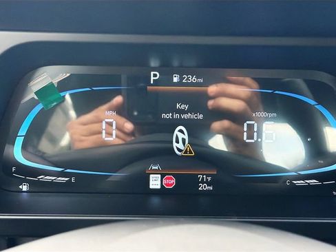 New 2026 Hyundai Elantra SEL Sport image 12