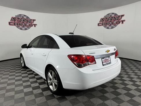 Used 2016 Chevrolet Cruze LT image 5
