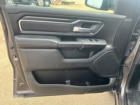 Used 2025 RAM 1500 Big Horn AWD/4WD image 9