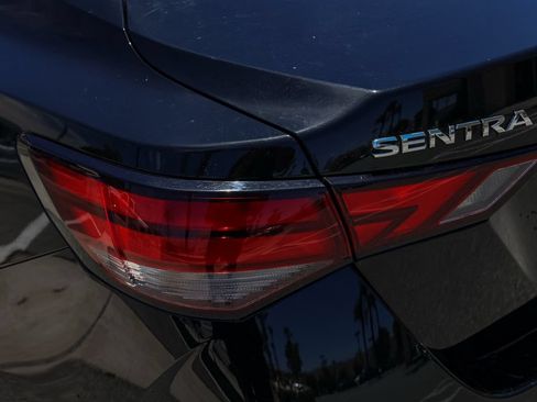 Used 2024 Nissan Sentra SV FWD image 7