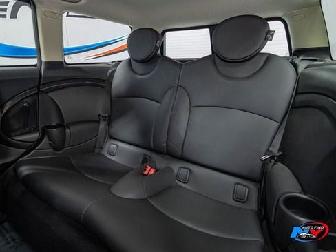 Used 2013 MINI Cooper Clubman S image 17