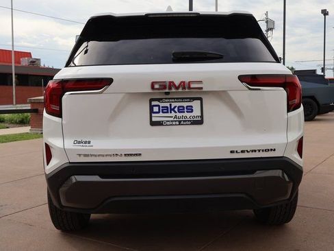 Certified 2025 GMC Terrain Elevation AWD/4WD image 5
