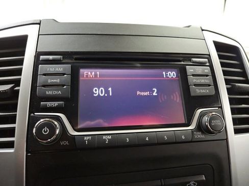 Used 2017 Nissan Frontier SV image 21