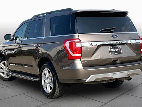 Used 2019 Ford Expedition XLT w/ Equipment Group 202A RWD image 12