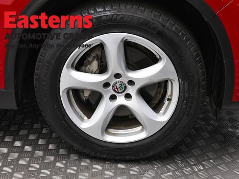 Used 2020 Alfa Romeo Stelvio AWD image 31