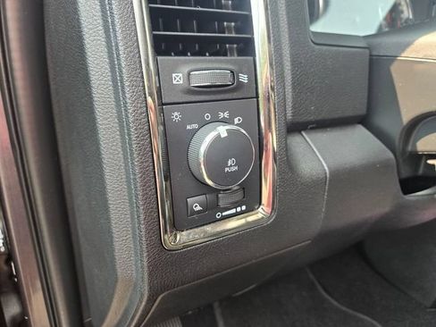 Used 2017 RAM 1500 Sport RWD image 16