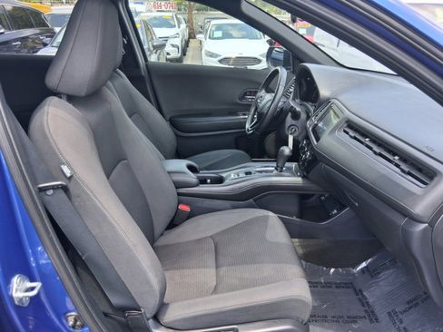 Used 2022 Honda HR-V Sport image 9