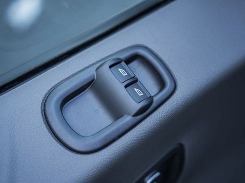 New 2026 Ford Transit 250 148 Medium Roof image 40