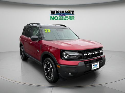 Certified 2025 Ford Bronco Sport Outer Banks w/ Outer Banks Tech Package+ AWD/4WD image 25