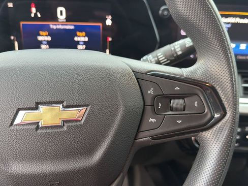 Used 2024 Chevrolet Trax LT FWD image 21