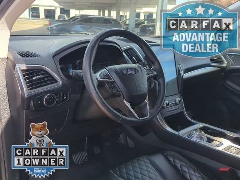 Used 2024 Ford Edge Titanium image 4