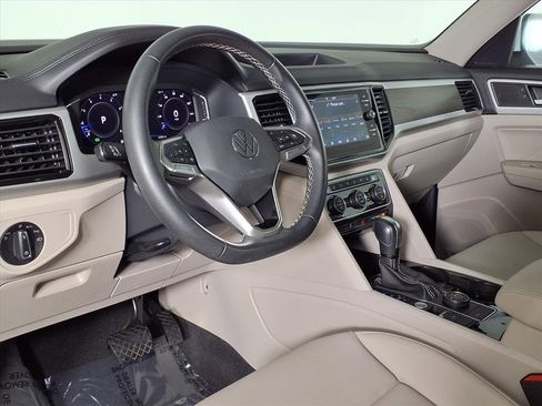 Used 2023 Volkswagen Atlas SE image 17