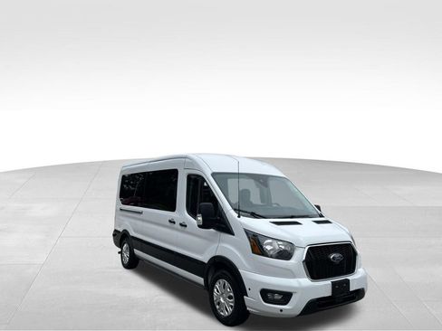 Used 2024 Ford Transit 350 XLT RWD image 8