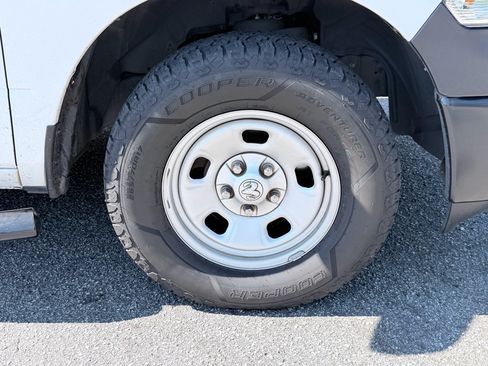 Used 2024 RAM 1500 Tradesman w/ Popular Equipment Group AWD/4WD image 31