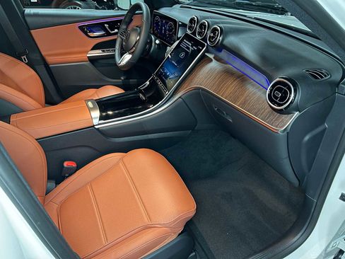 New 2026 Mercedes-Benz GLC 300 4MATIC image 11