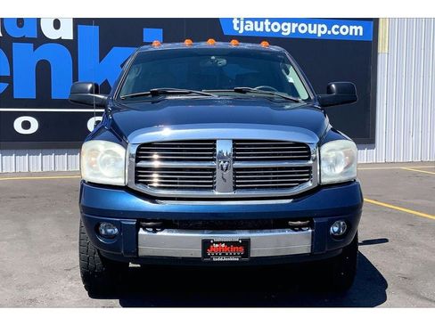 Used 2009 Dodge Ram 2500 Truck Laramie AWD/4WD image 3