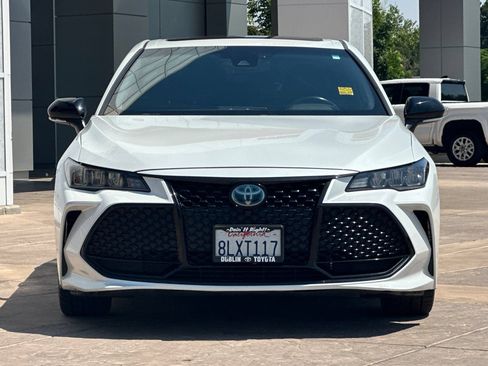 Used 2019 Toyota Avalon XSE w/ All Weather Liner Package FWD image 10